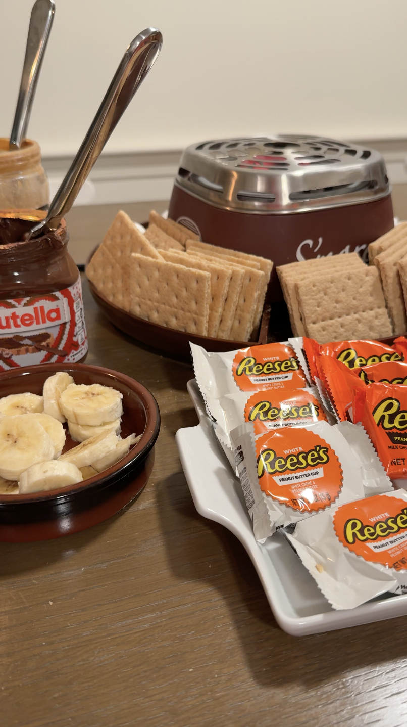 S'mores Bar and candy